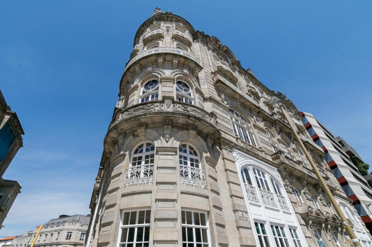 Suite De Lujo Puerta Del Sol+Parking Vigo Exteriér fotografie
